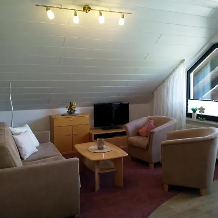 Am Sonnenhang 아파트